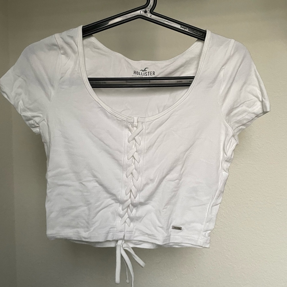 COPY - Hollister Ribbon Crop Top